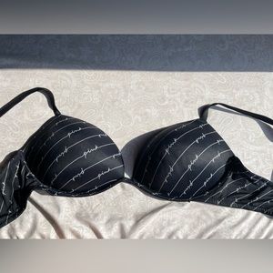 PINK Victoria secret bra